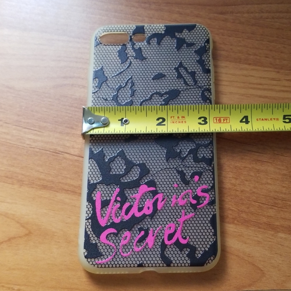 Victoria's Secret black lace phone case - Picture 3 of 8